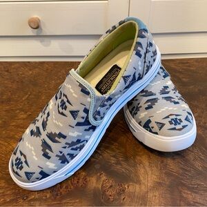 Pendleton W8 slip on shoes Like new canvas cotton mocassin pull on loafers